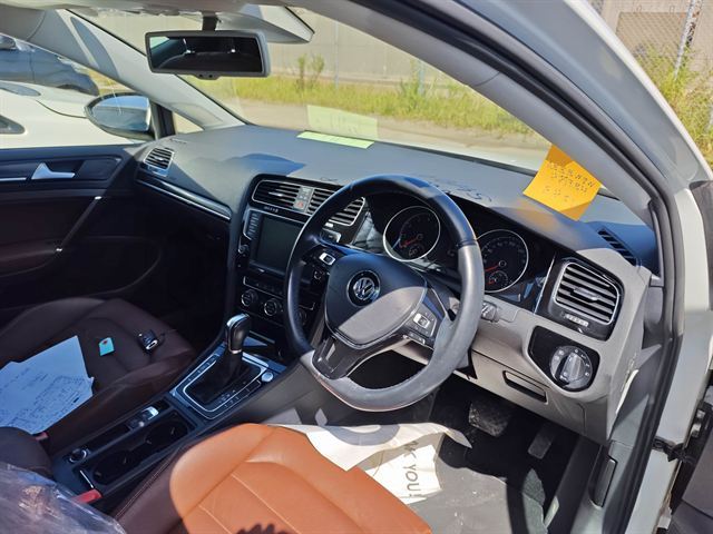 VOLKSWAGEN GOLF VARIANT — изображение 7