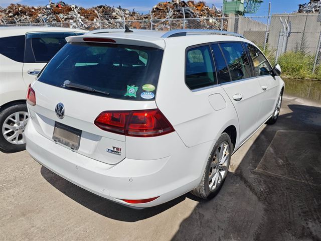 VOLKSWAGEN GOLF VARIANT — изображение 11